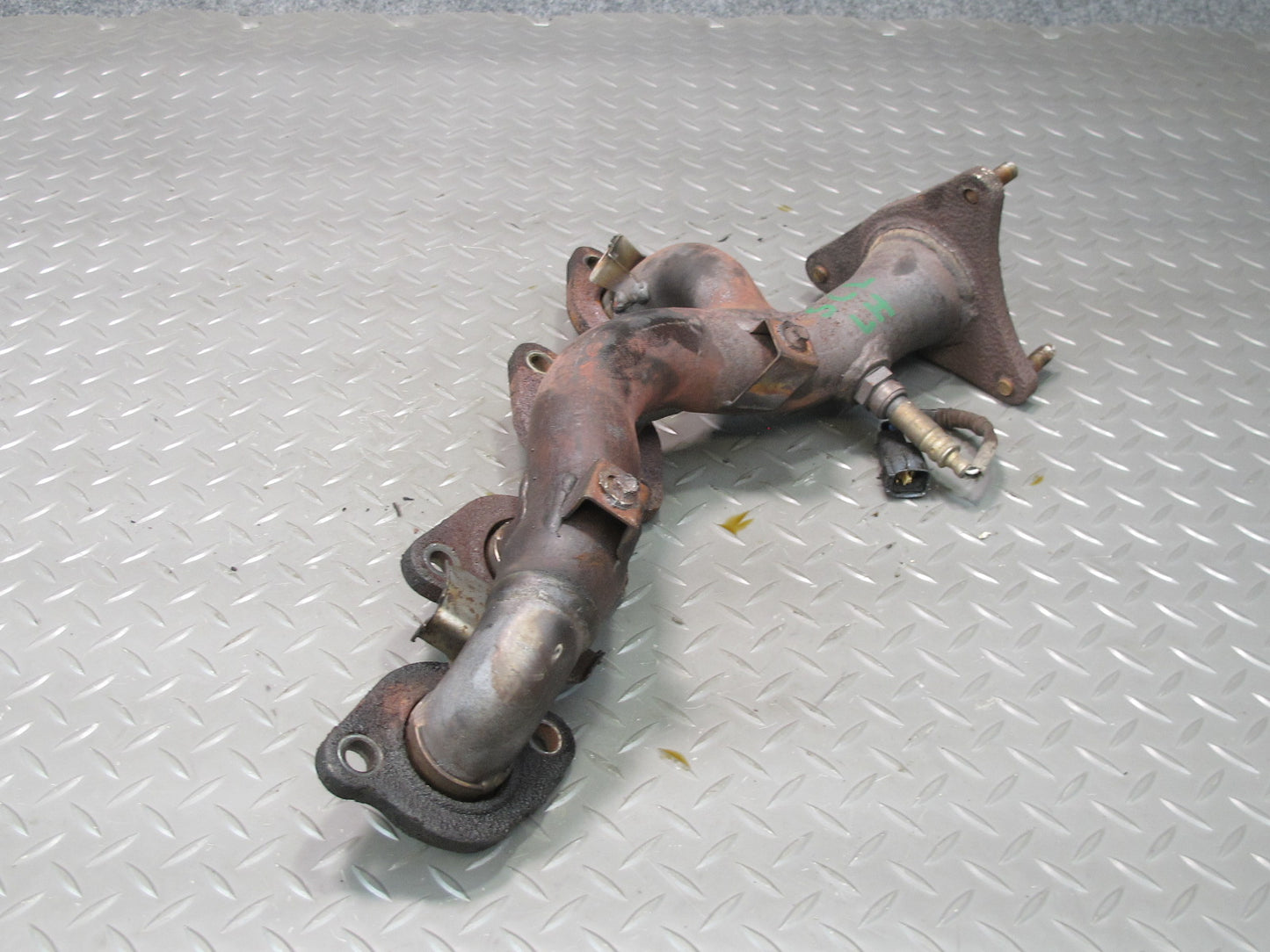 98-00 Lexus UZZ30L SC400 1UZFE Left Exhaust Manifold w O2 Oxygen Sensor OEM