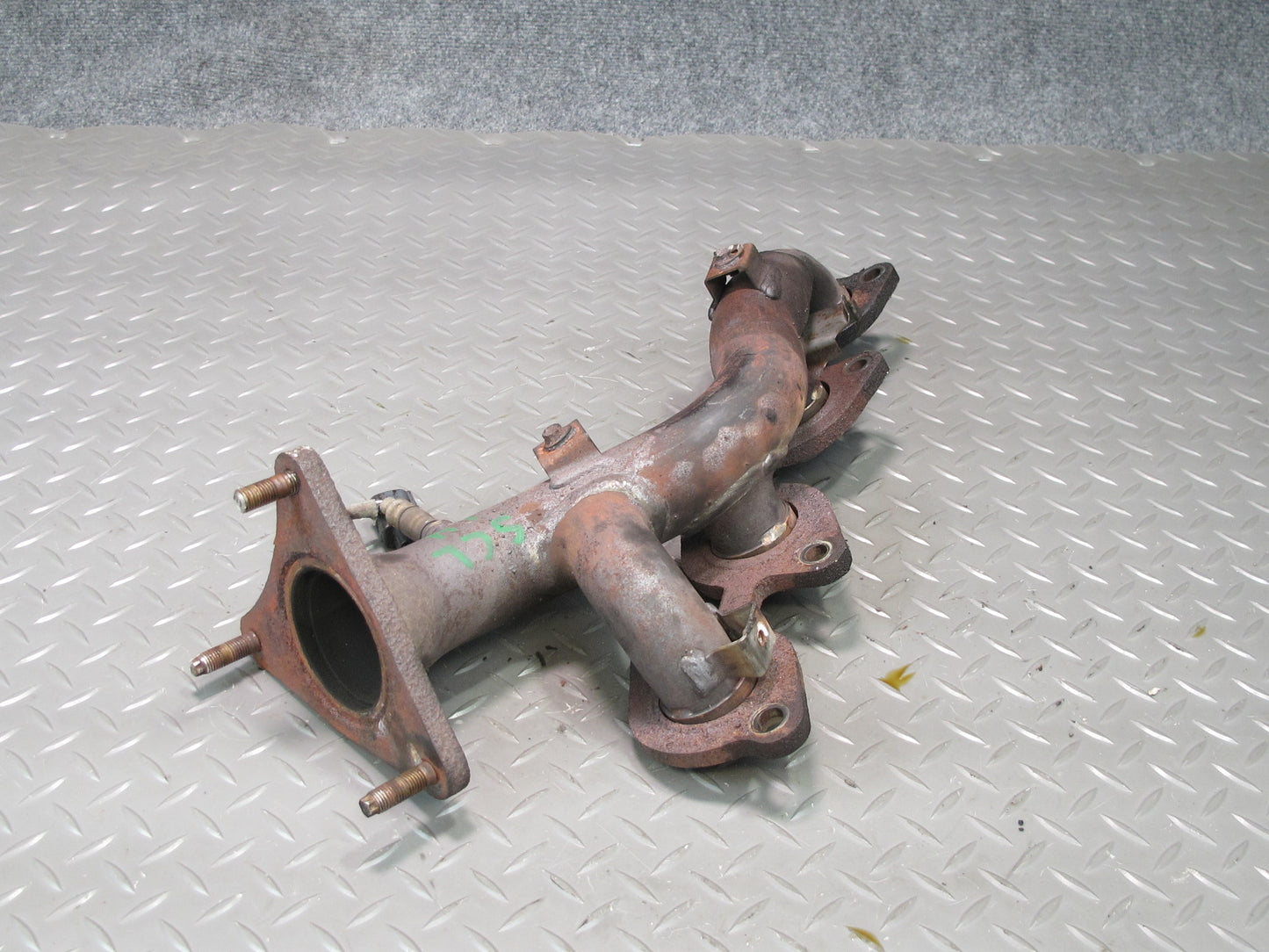 98-00 Lexus UZZ30L SC400 1UZFE Left Exhaust Manifold w O2 Oxygen Sensor OEM