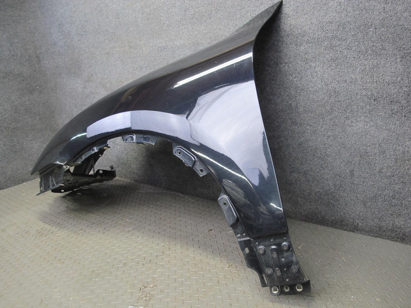 2011-2014 Porsche Cayenne 958 Front Left Driver Side Fender Panel Cover Black