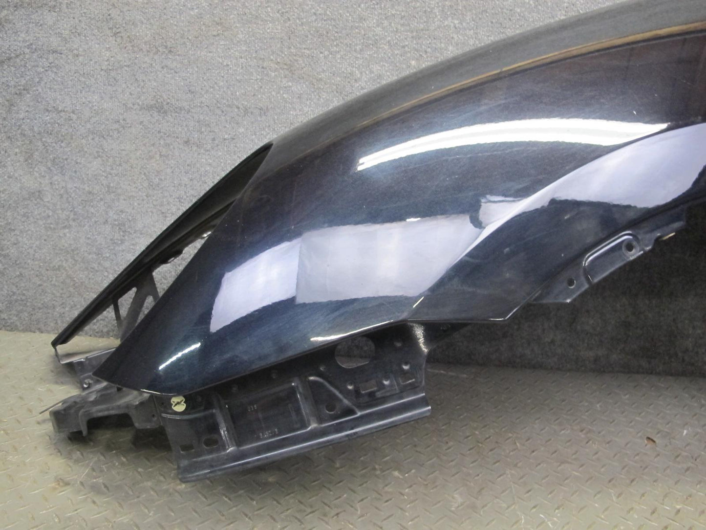 2011-2014 Porsche Cayenne 958 Front Left Driver Side Fender Panel Cover Black