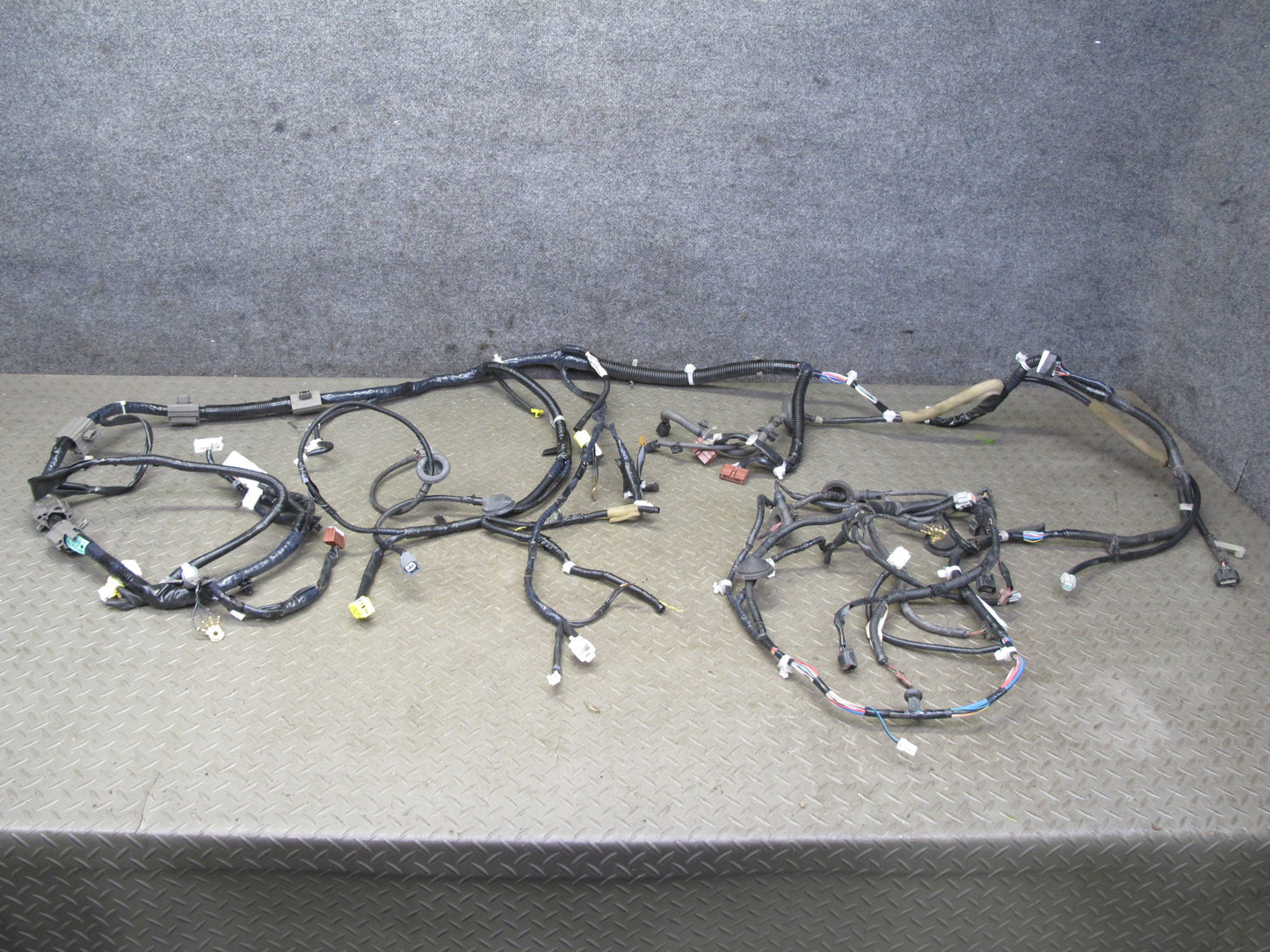11-15 Nissan Z34 370Z Coupe Left Body Trunk Wire Wiring Harness 24014-1TG0A OEM