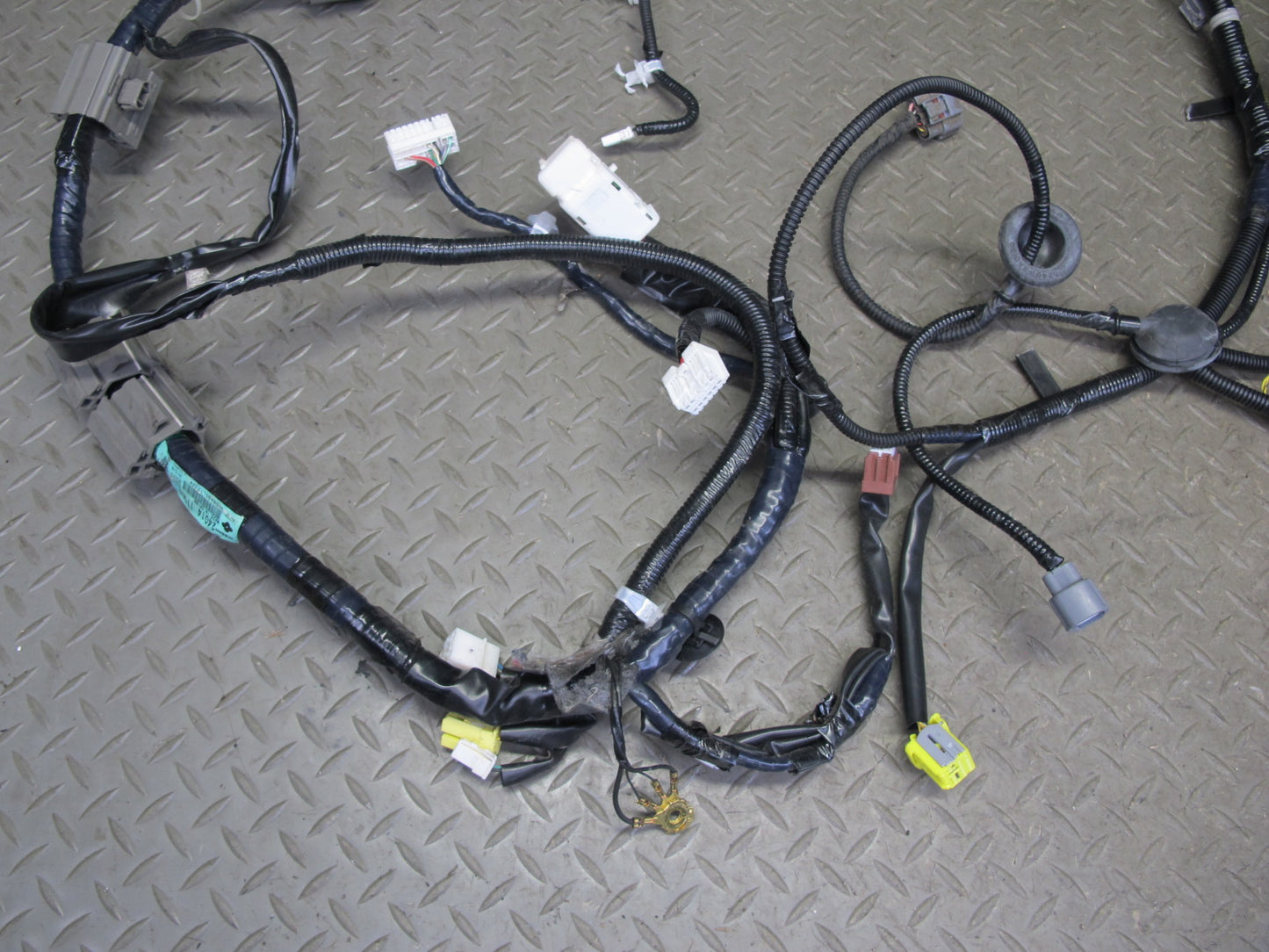 11-15 Nissan Z34 370Z Coupe Left Body Trunk Wire Wiring Harness 24014-1TG0A OEM