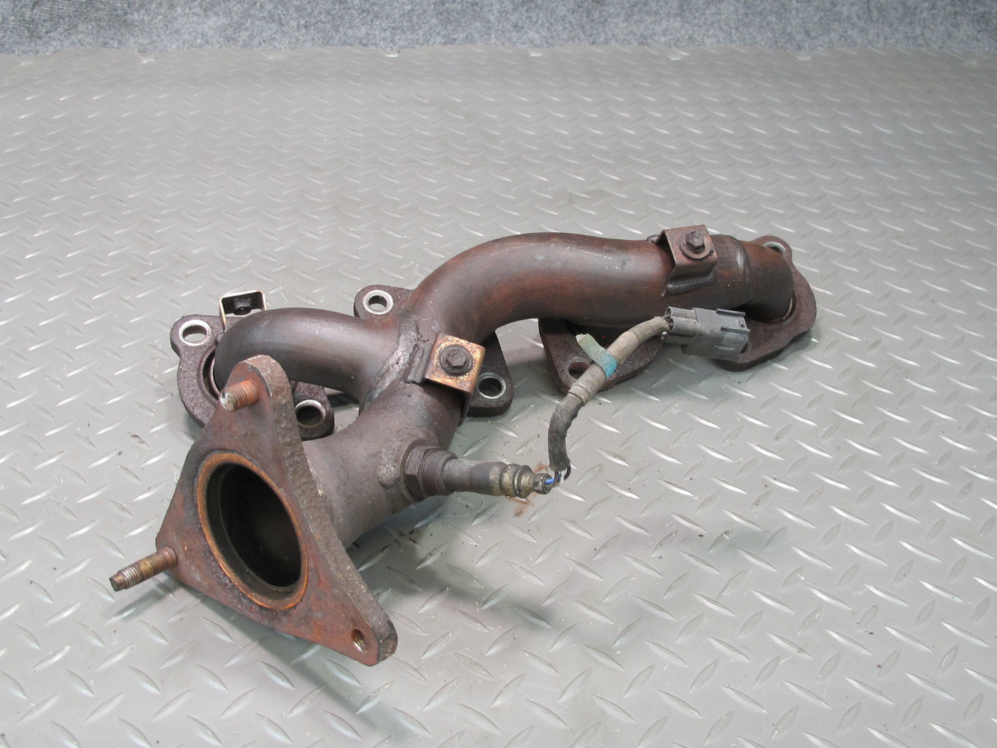 98-00 Lexus UZZ30L SC400 1UZFE Right Exhaust Manifold w O2 Oxygen Sensor OEM