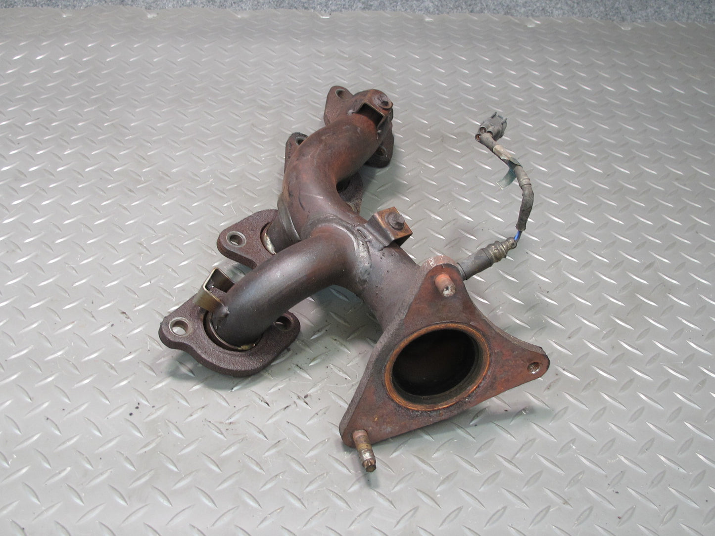 98-00 Lexus UZZ30L SC400 1UZFE Right Exhaust Manifold w O2 Oxygen Sensor OEM