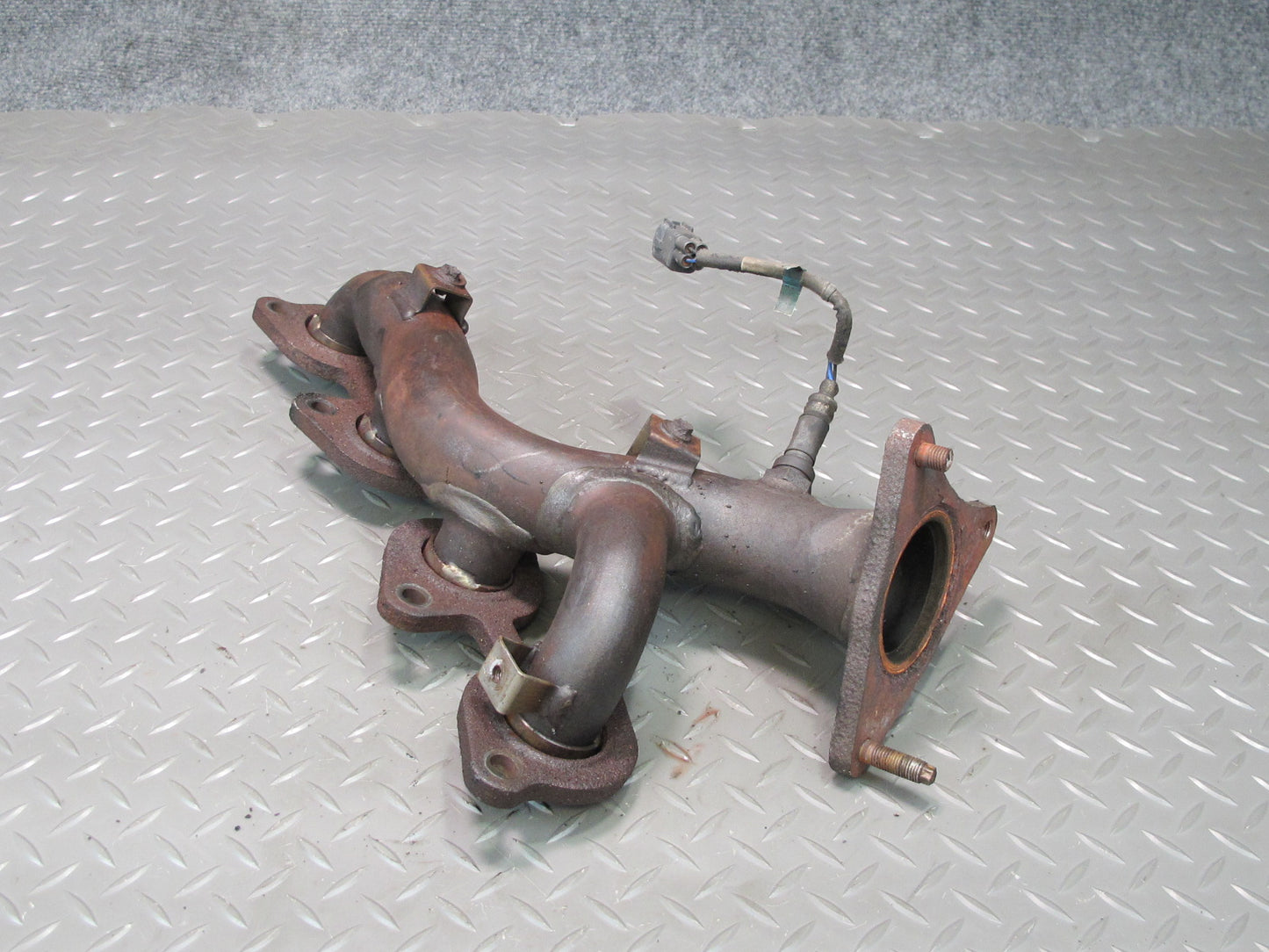 98-00 Lexus UZZ30L SC400 1UZFE Right Exhaust Manifold w O2 Oxygen Sensor OEM