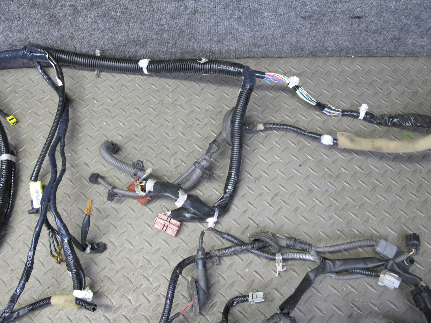 11-15 Nissan Z34 370Z Coupe Left Body Trunk Wire Wiring Harness 24014-1TG0A OEM