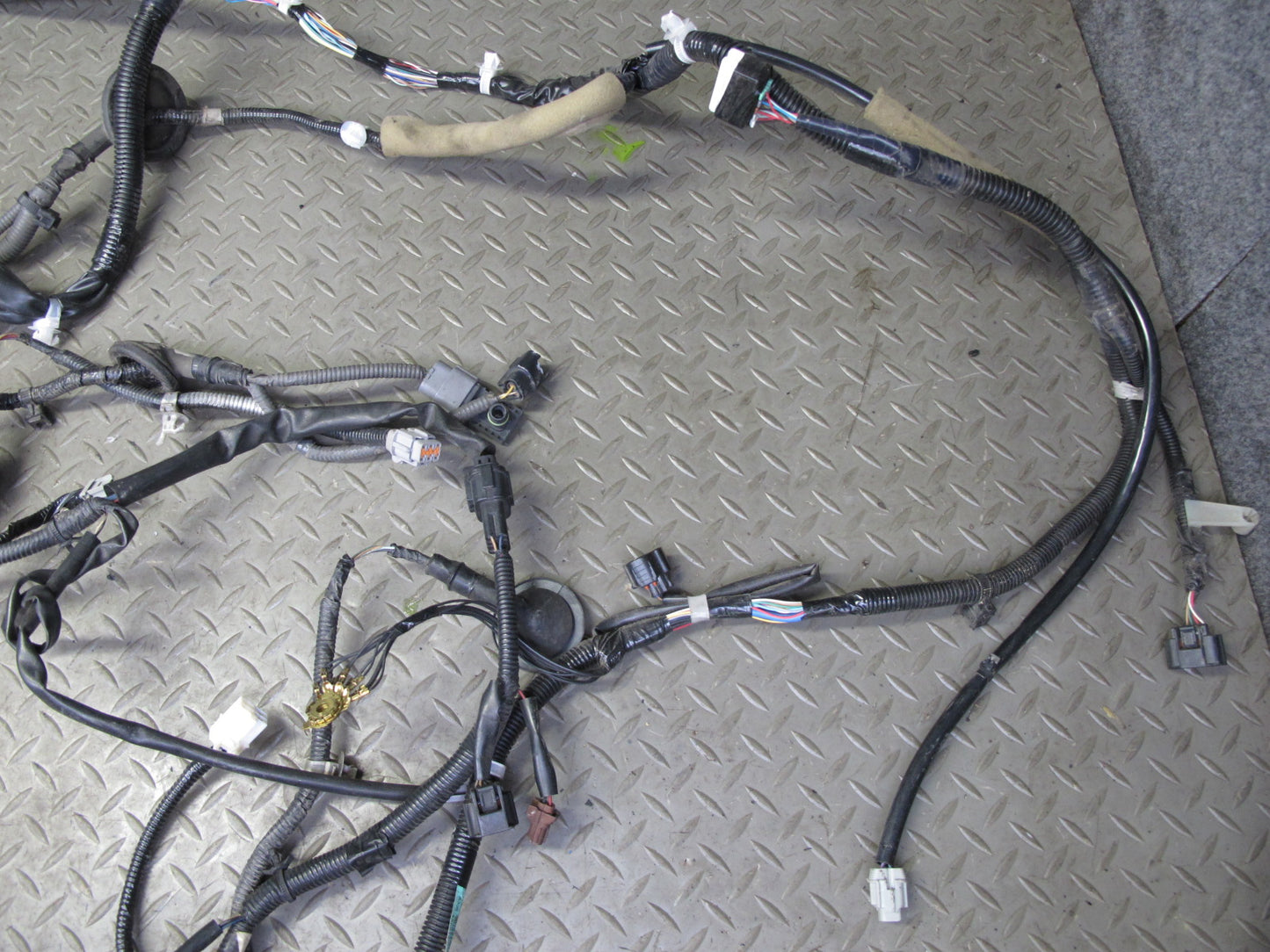 11-15 Nissan Z34 370Z Coupe Left Body Trunk Wire Wiring Harness 24014-1TG0A OEM
