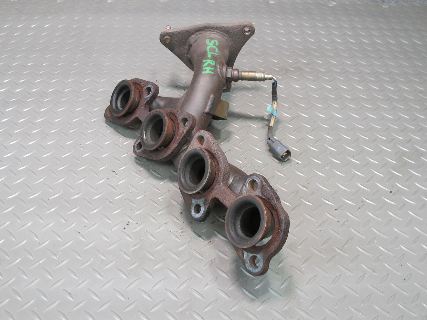 98-00 Lexus UZZ30L SC400 1UZFE Right Exhaust Manifold w O2 Oxygen Sensor OEM