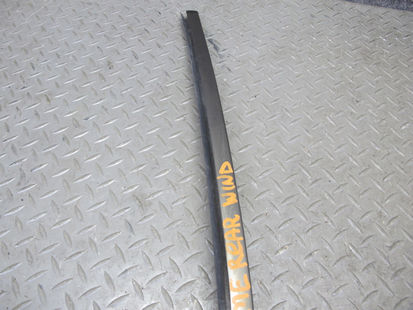 94-95 Mercedes W124 300D Sedan Set of 2 Rear Window Molding Trim Silver OEM