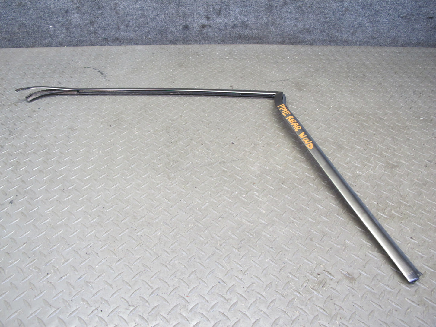 94-95 Mercedes W124 300D Sedan Set of 2 Rear Window Molding Trim Silver OEM