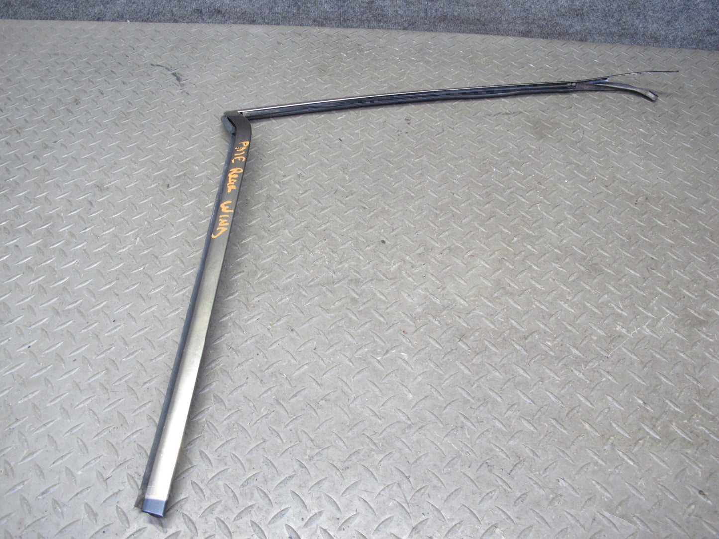 94-95 Mercedes W124 300D Sedan Set of 2 Rear Window Molding Trim Silver OEM