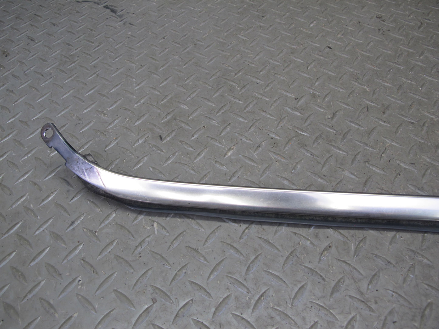 94-95 Mercedes W124 300D Sedan Set of 2 Rear Window Molding Trim Silver OEM