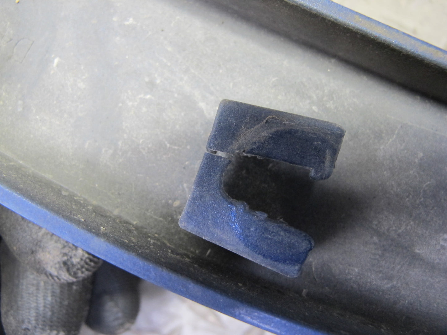 17-20 Maserati Levante M161 Rear Right Left Wheel Arch Fender Flare Molding Set