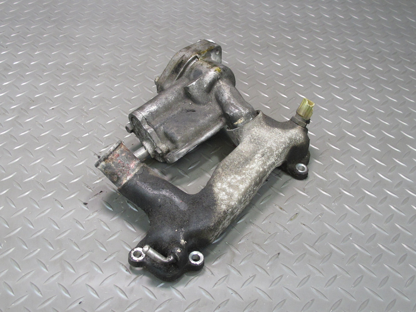 98-00 Lexus UZZ30L SC400 1UZFE Engine Coolant Water Bypass Tube w Thermostat OEM