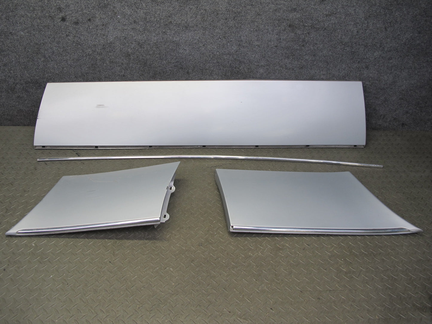 96-99 Mercedes W140 C140 Cl-class Right Door Fender Quarter Trim Molding Set OEM