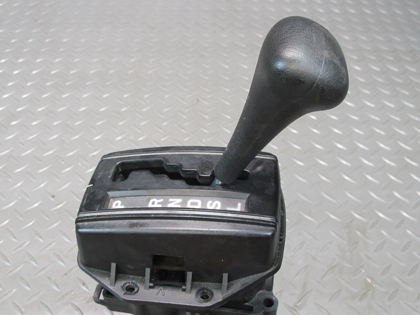 82-85 Mercedes W123 300D A/T Automatic Transmission Gear Shifter Black OEM