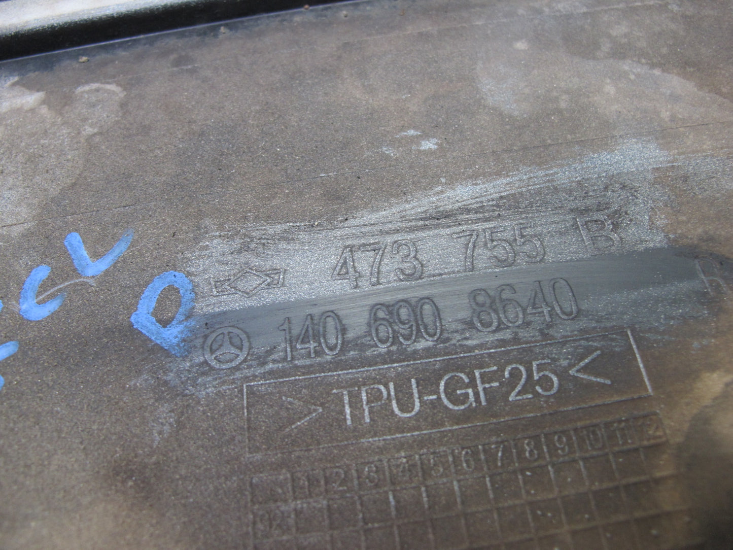 96-99 Mercedes W140 C140 Cl-class Right Door Fender Quarter Trim Molding Set OEM