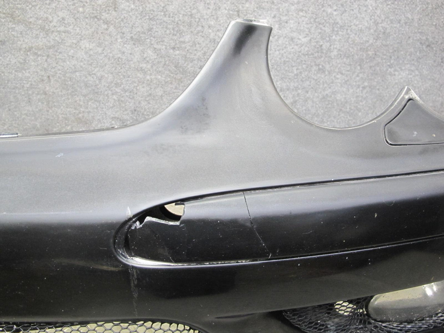 03-06 Mercedes R230 Sl-class AMG Front Bumper Cover w Fog Lights OEM