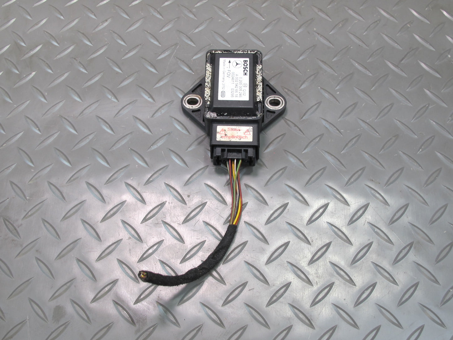 03-06 Mercedes R230 SL YAW Turn Rate Acceleration Speed Sensor 0025426618 OEM