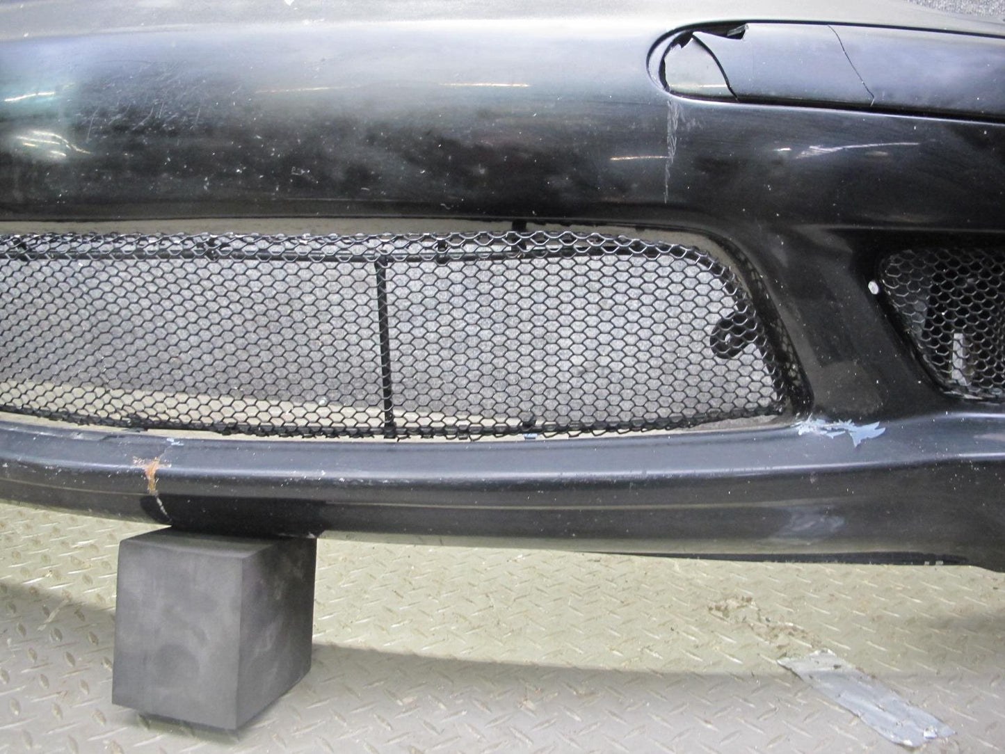 03-06 Mercedes R230 Sl-class AMG Front Bumper Cover w Fog Lights OEM