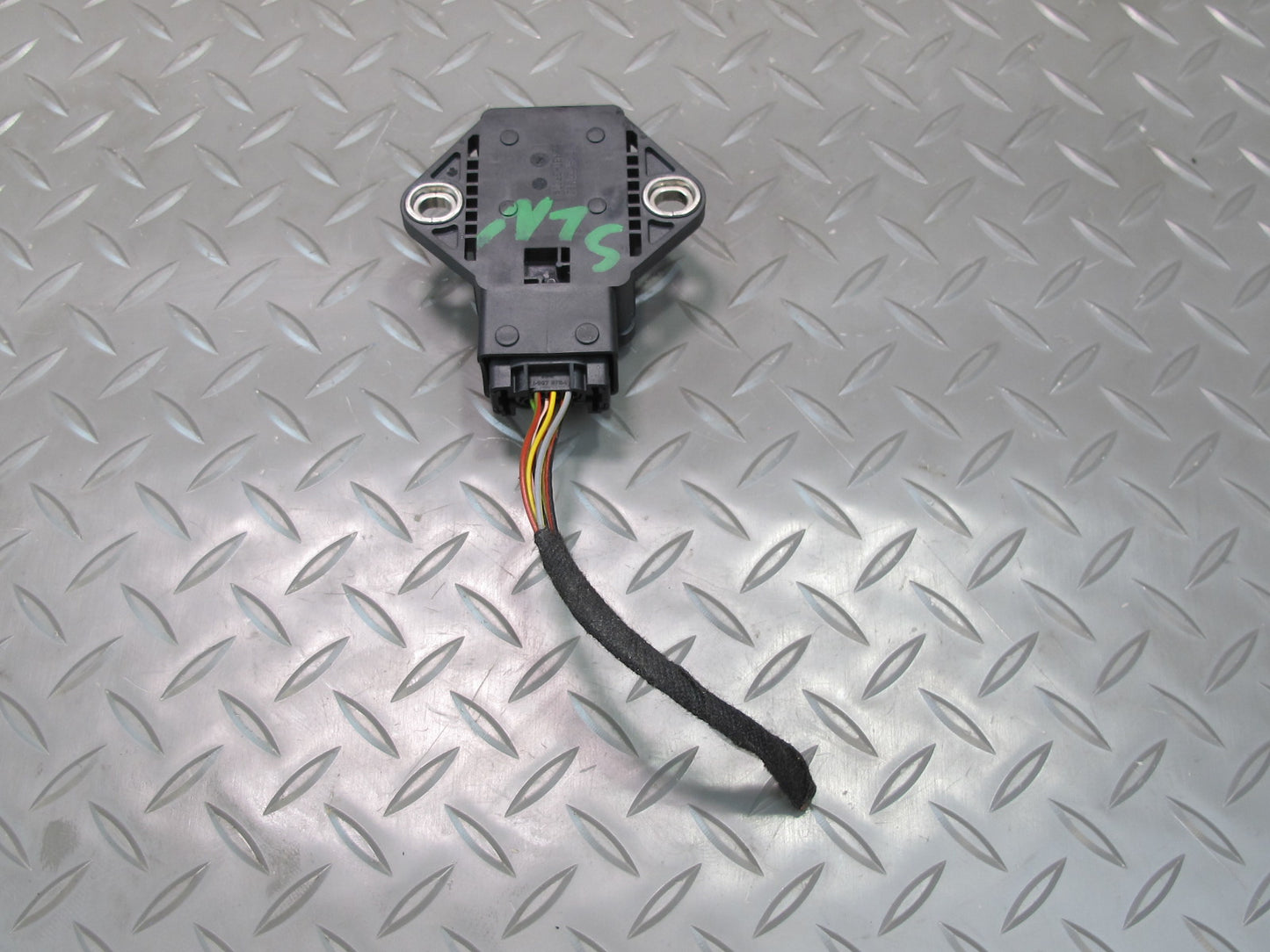 03-06 Mercedes R230 SL YAW Turn Rate Acceleration Speed Sensor 0025426618 OEM