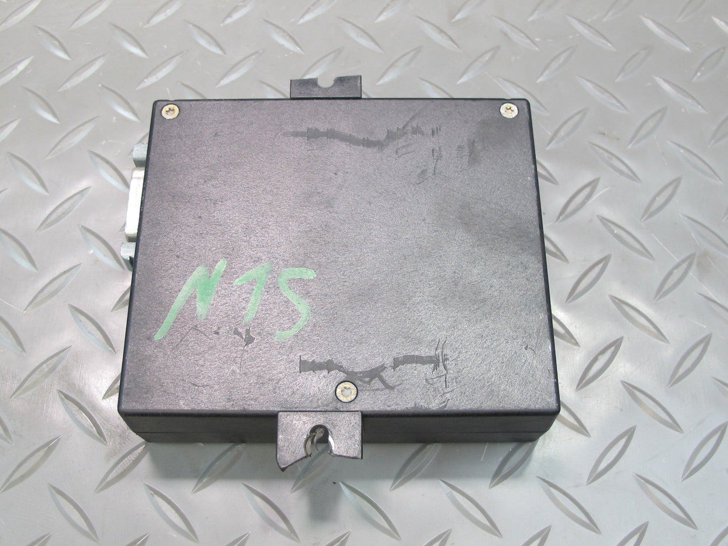 03-06 Mercedes R230 Sl-class Voice Command Control Module 2038200885 OEM