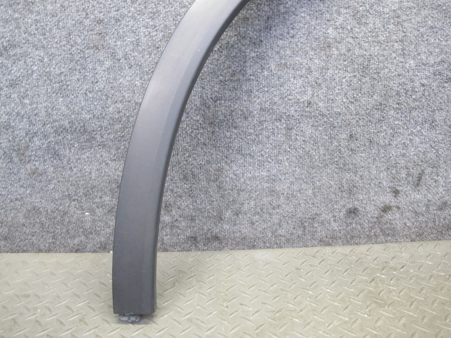 2011-2018 Porsche Cayenne 958 Front Right Side Wheel Fender Flare Trim Molding