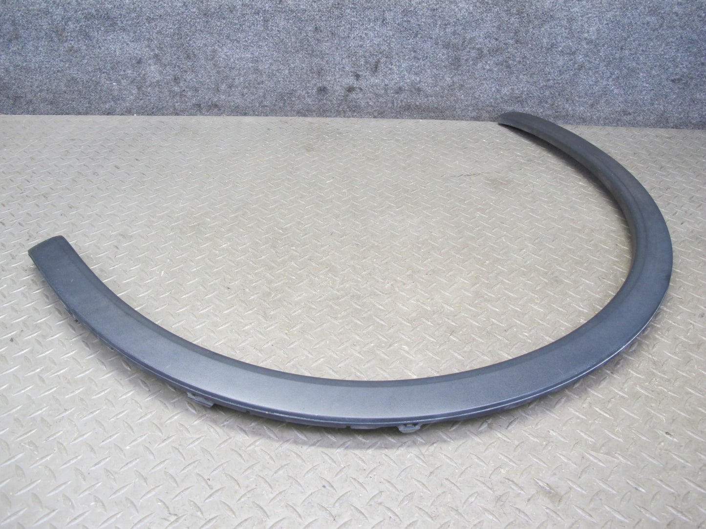 2011-2018 Porsche Cayenne 958 Front Right Side Wheel Fender Flare Trim Molding