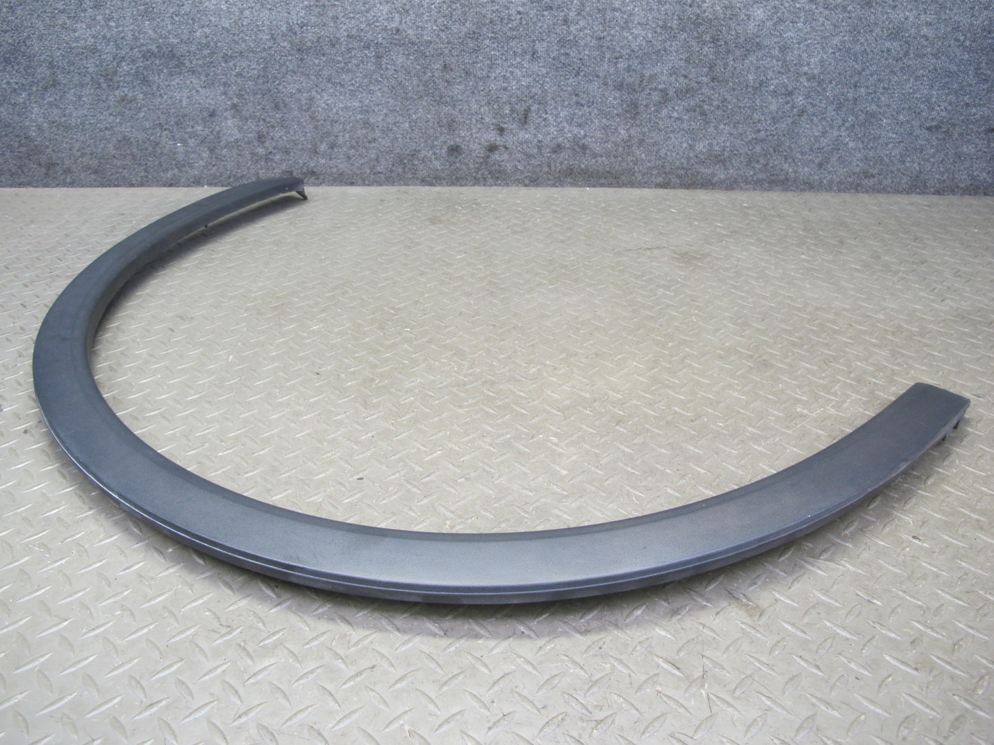 2011-2018 Porsche Cayenne 958 Front Right Side Wheel Fender Flare Trim Molding