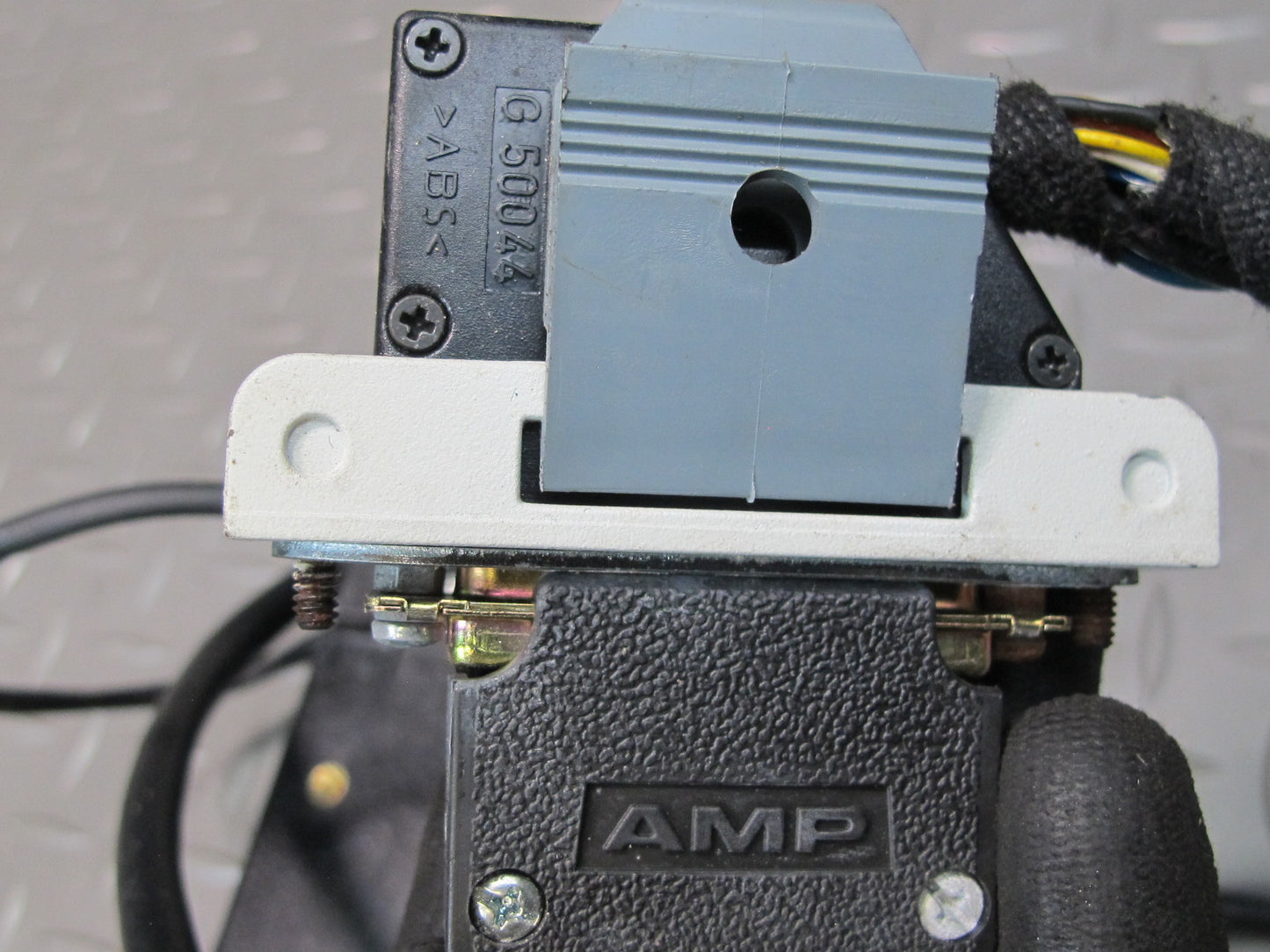 03-06 Mercedes R230 Sl-class Voice Command Communication Control Module OEM