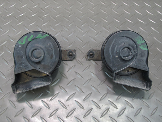 03-08 Mercedes R230 Sl-class Set of 2 High & Low Tone Note Horn Pitch Signal OEM