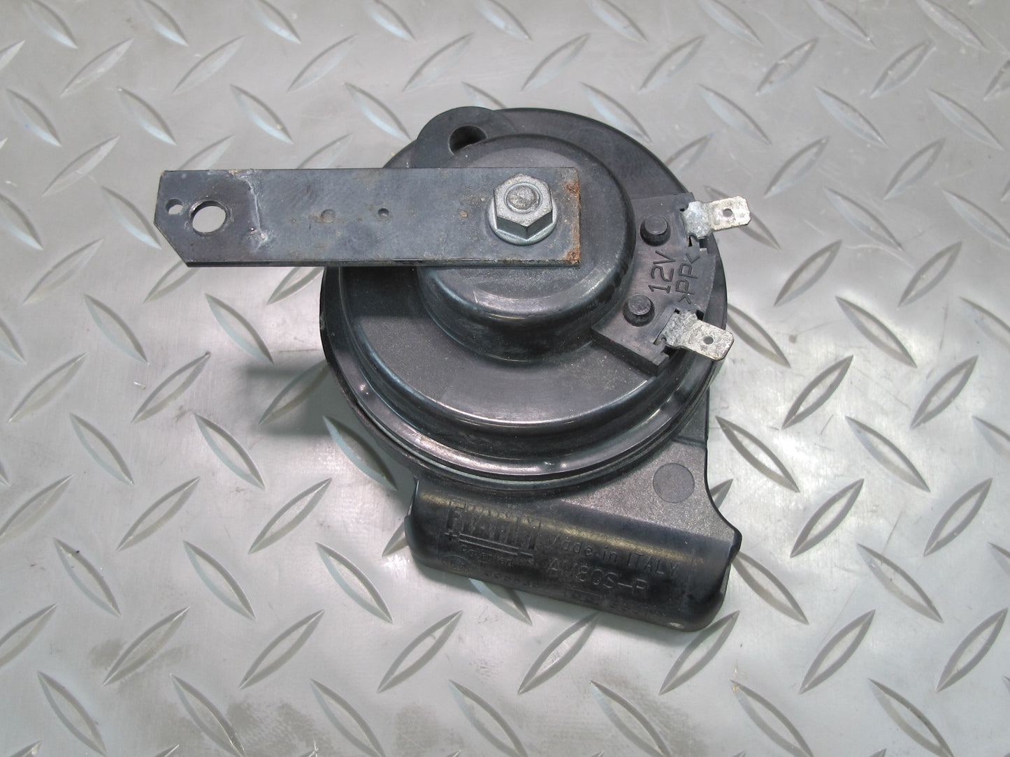 03-08 Mercedes R230 Sl-class Set of 2 High & Low Tone Note Horn Pitch Signal OEM