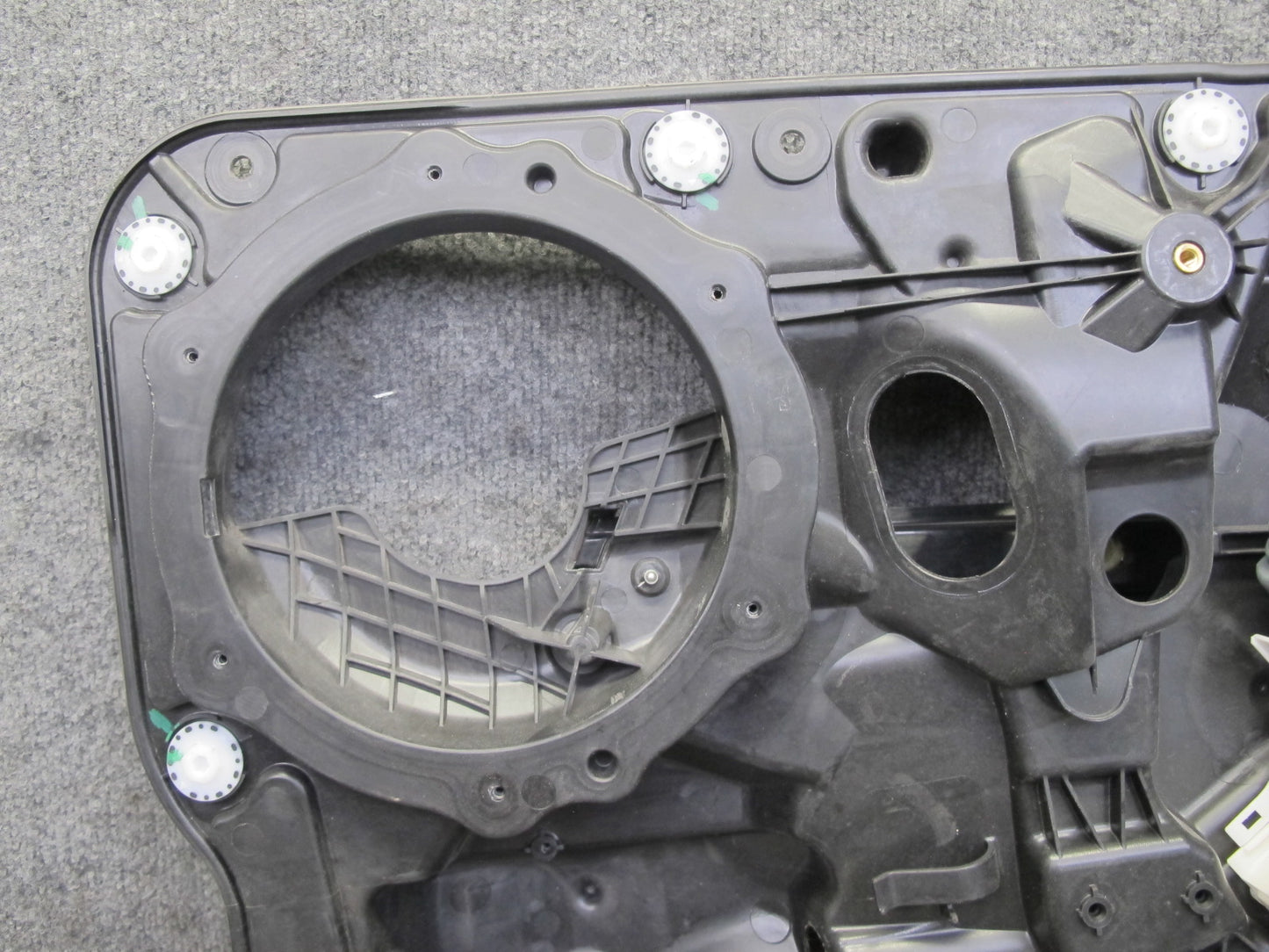 2011-2018 Porsche Cayenne 958 Rear Right Pass Side Window Regulator W/ Motor