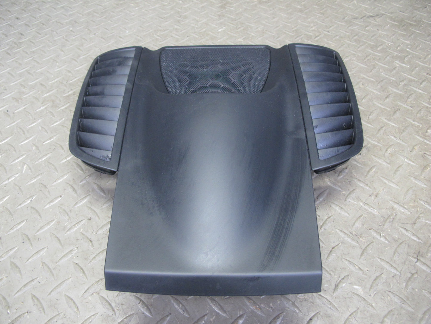 2011-2018 Porsche Cayenne 958 Front Dashboard Center Speaker Grille Trim Cover