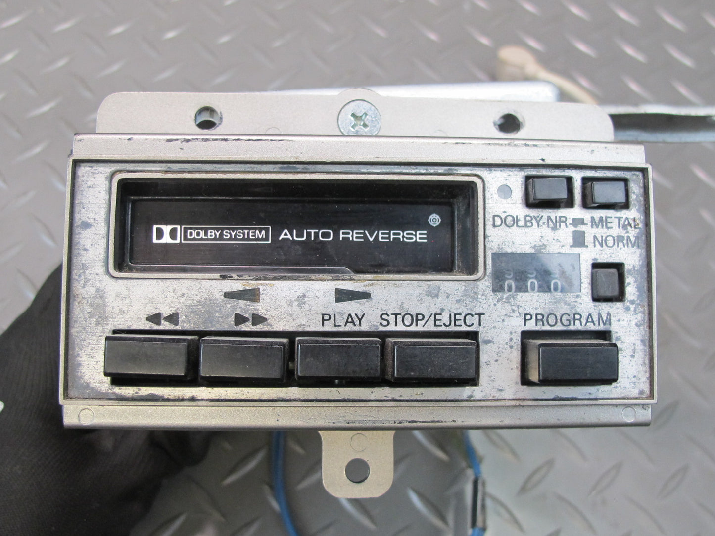 81-83 Datsun Nissan 280ZX Hitachi Stereo Cassette Deck Player CSD-6231Z OEM