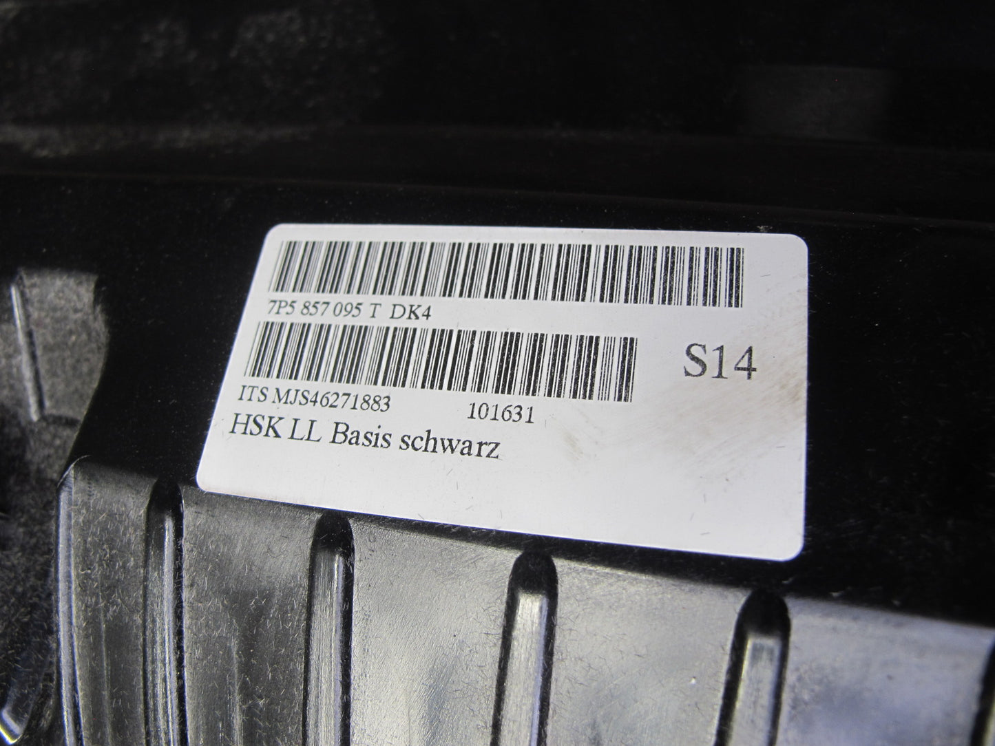 2011-2018 Porsche Cayenne 958 Front Right Dash Glove Box Storage Compartment