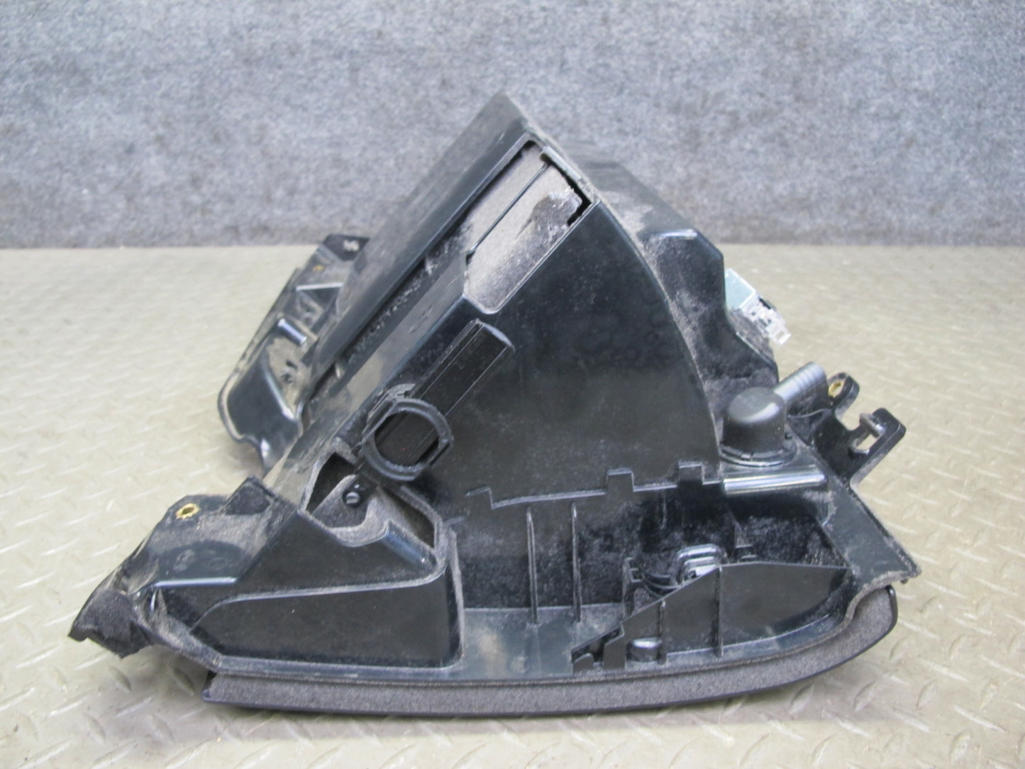 2011-2018 Porsche Cayenne 958 Front Right Dash Glove Box Storage Compartment