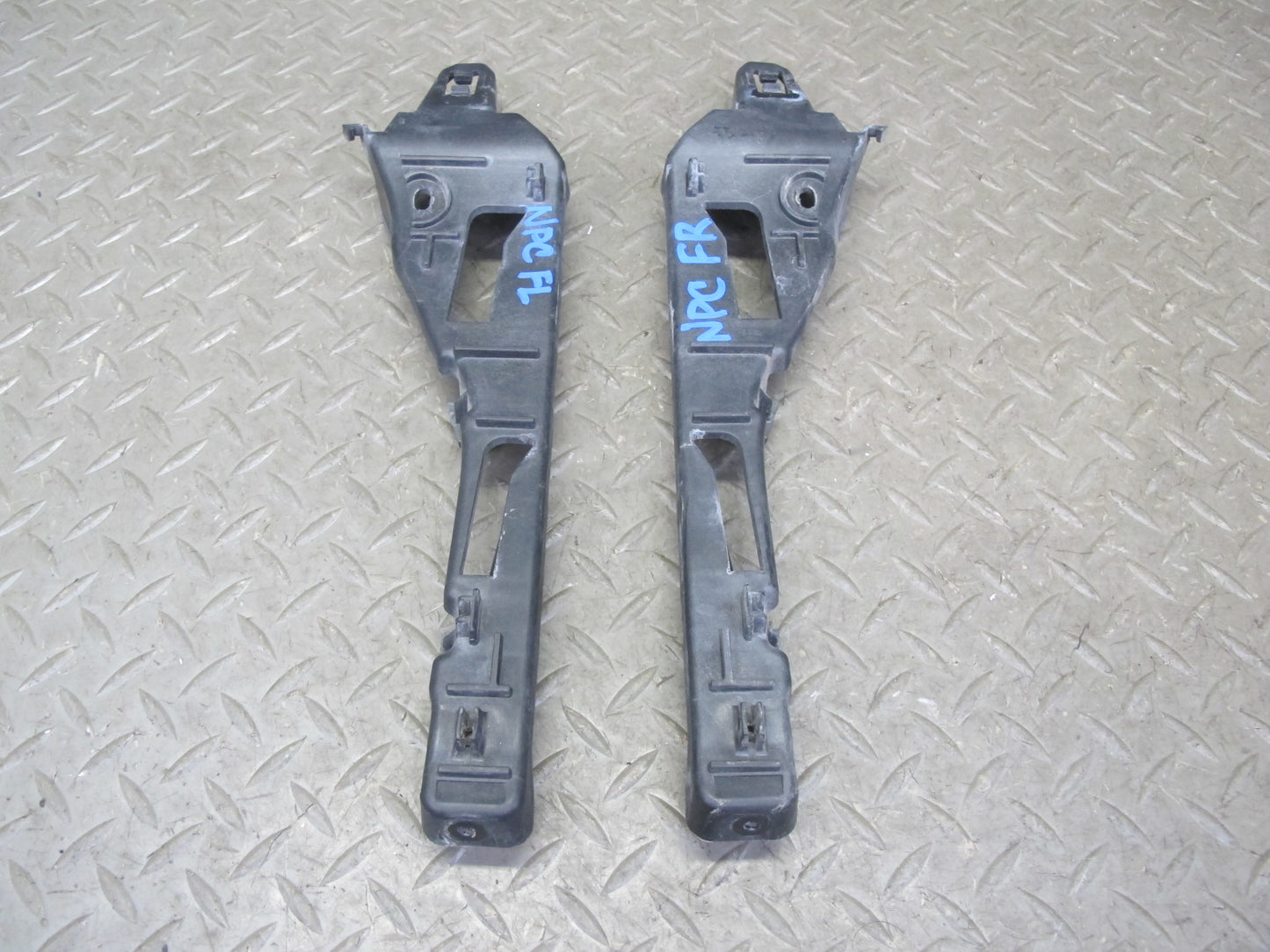 2011-2014 Porsche Cayenne 958 Front Bumper Headlight Mount Bracket Set of 4