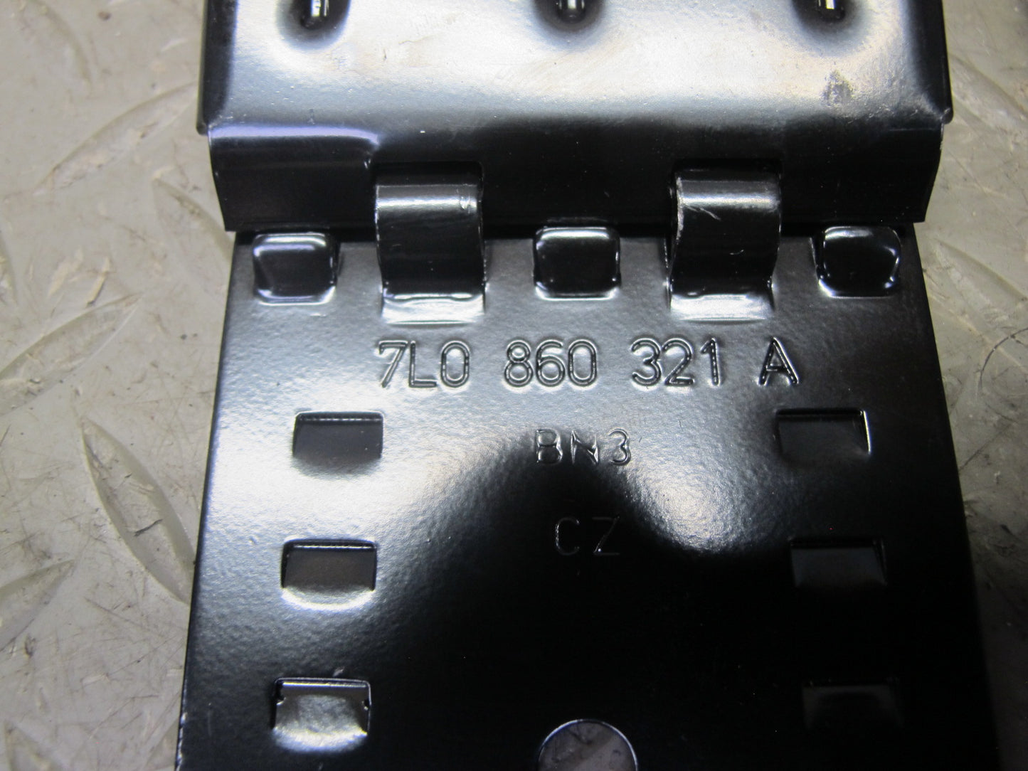 2011-2018 Porsche Cayenne 958 Rear Spare Tire Lift Jack Tool KIT W/ Foam Set