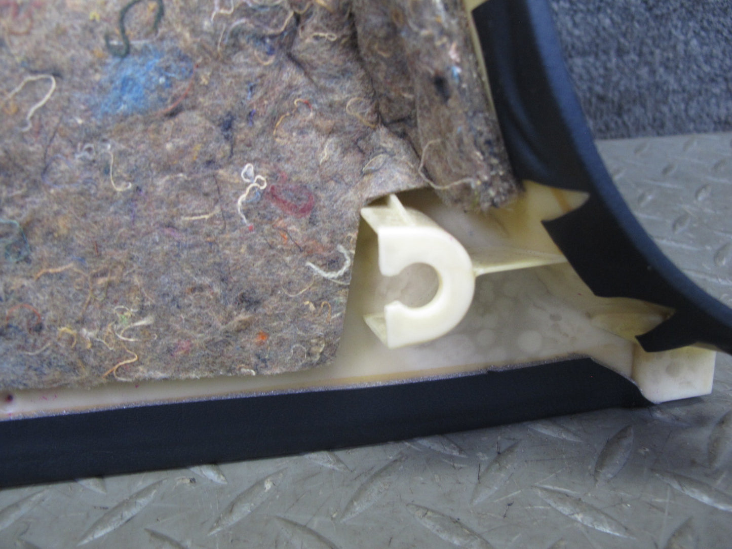 95-00 Toyota Celsior Lexus LS400 UCF20 Lower B Pillar Trim Cover Panel Set OEM