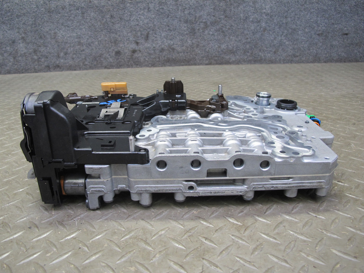 11-13 BMW F12 F13 F10 550i 8HP-70 A/T Transmission Valve Body Mechatronic OEM