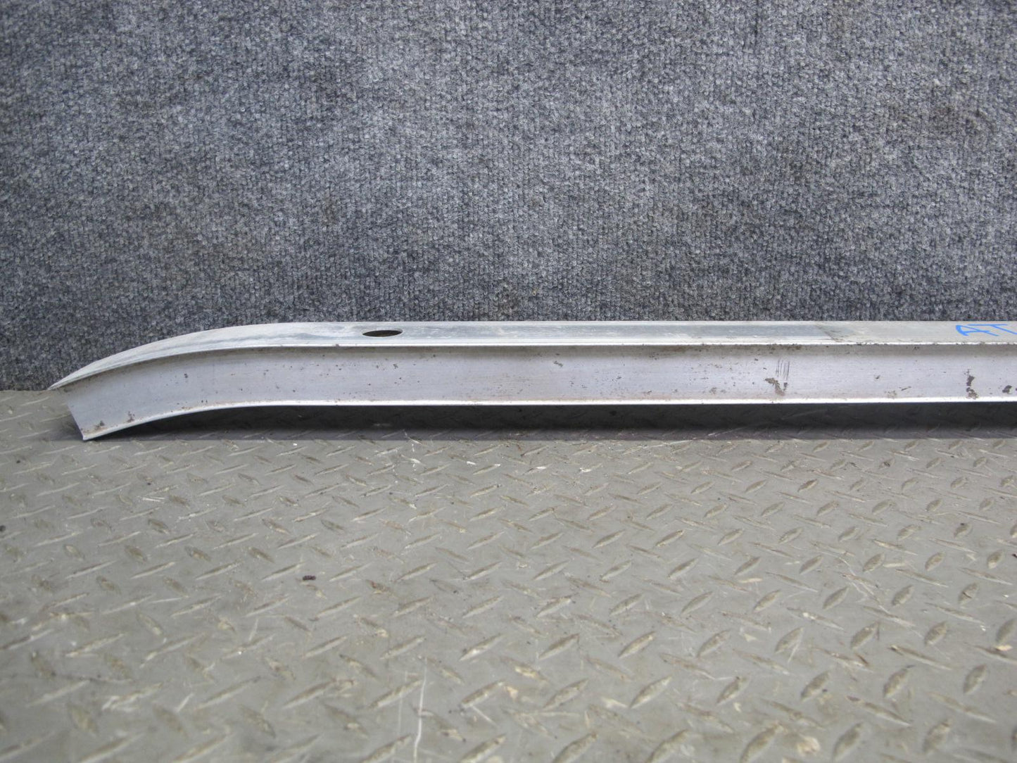 96-00 Toyota MARK2 JZX100 Tourer Rear Bumper Impact Reinforcement Bar OEM