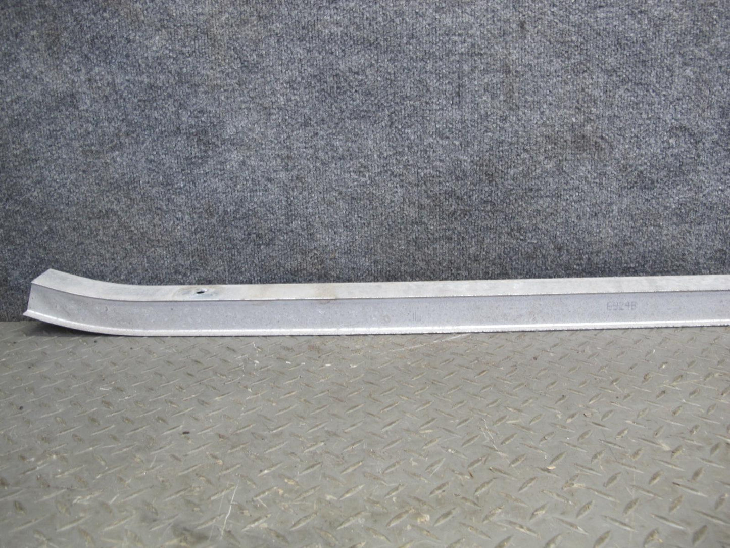 96-00 Toyota MARK2 JZX100 Tourer Rear Bumper Impact Reinforcement Bar OEM