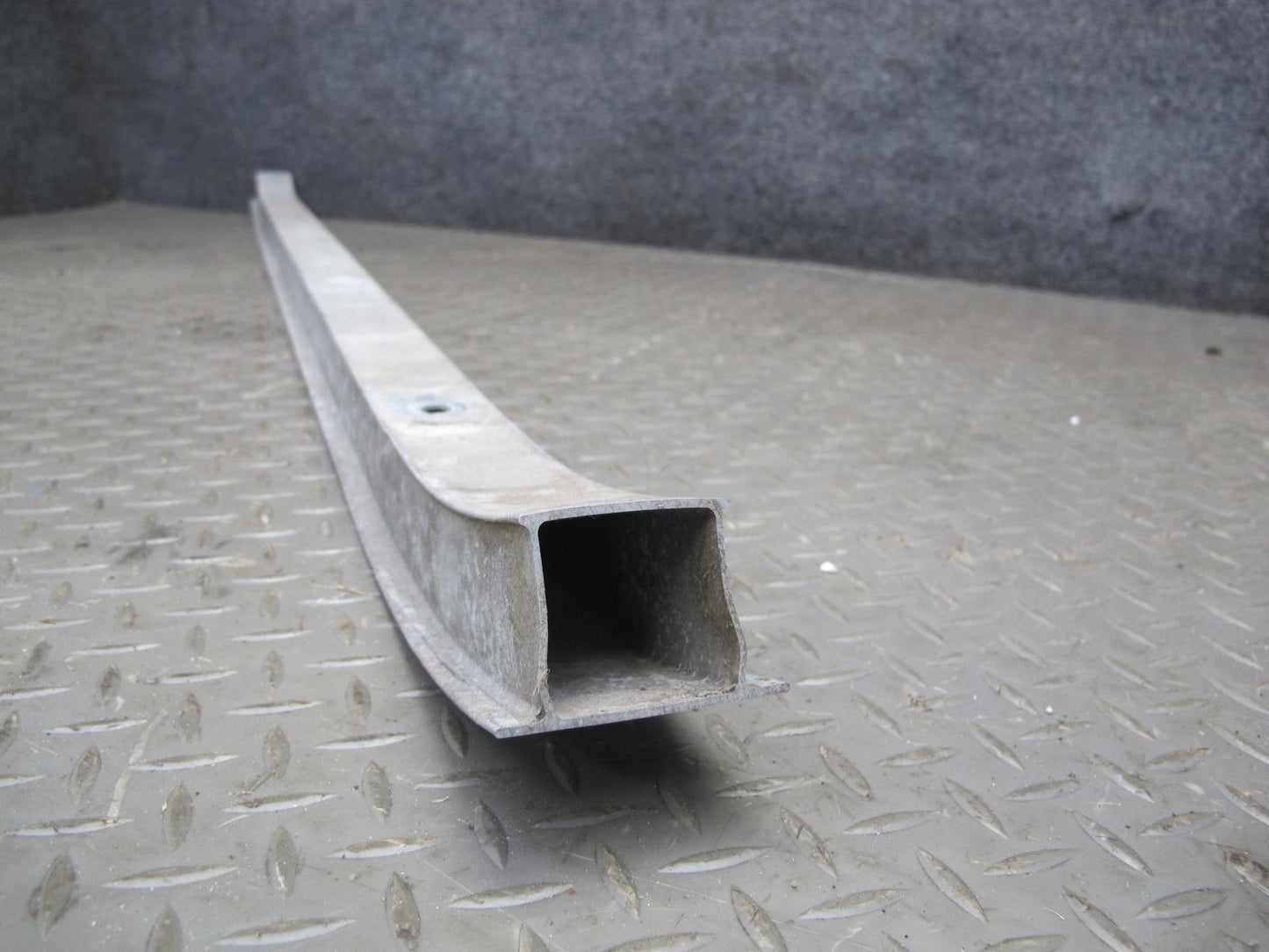 96-00 Toyota MARK2 JZX100 Tourer Rear Bumper Impact Reinforcement Bar OEM