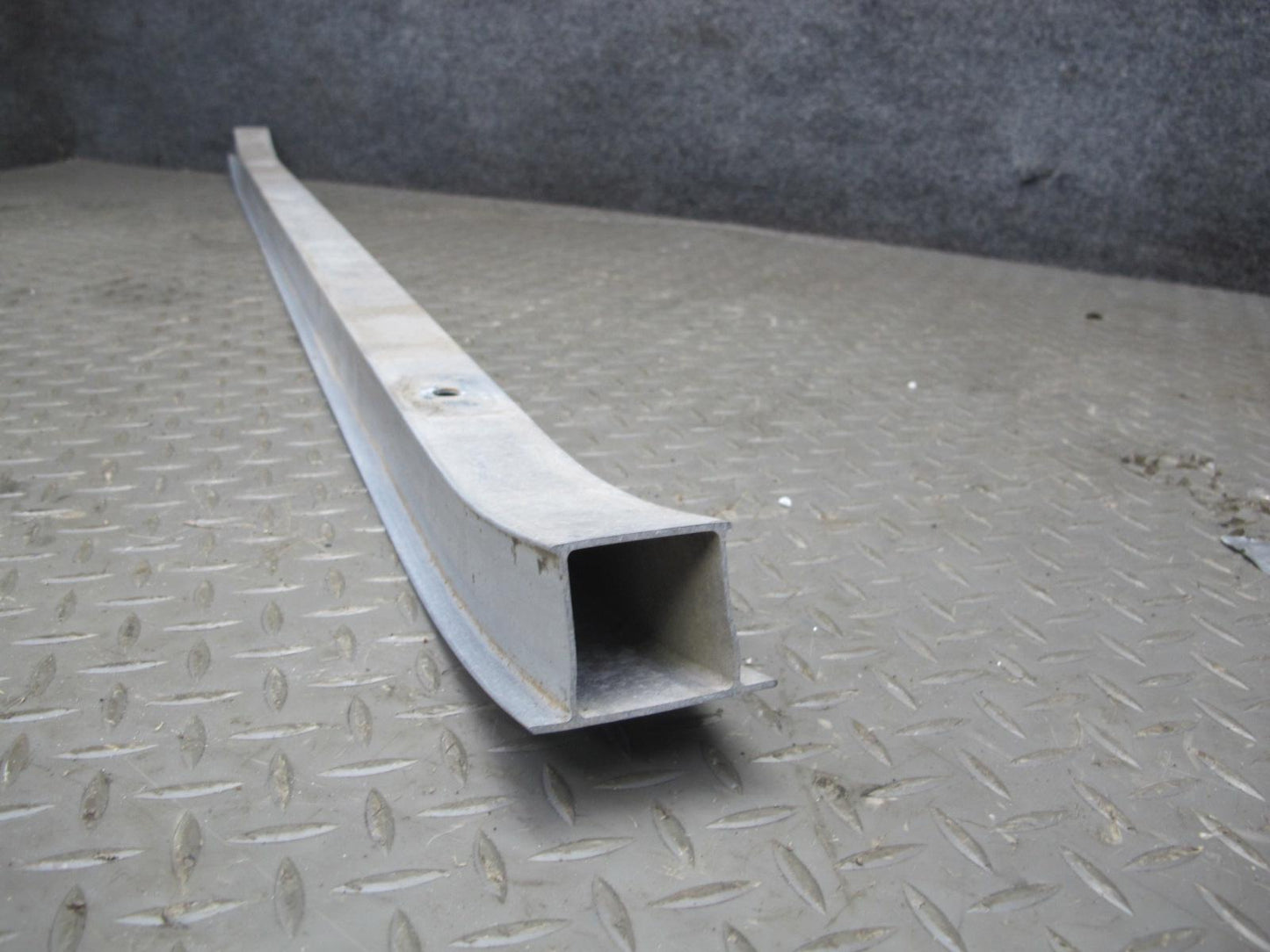 96-00 Toyota MARK2 JZX100 Tourer Rear Bumper Impact Reinforcement Bar OEM