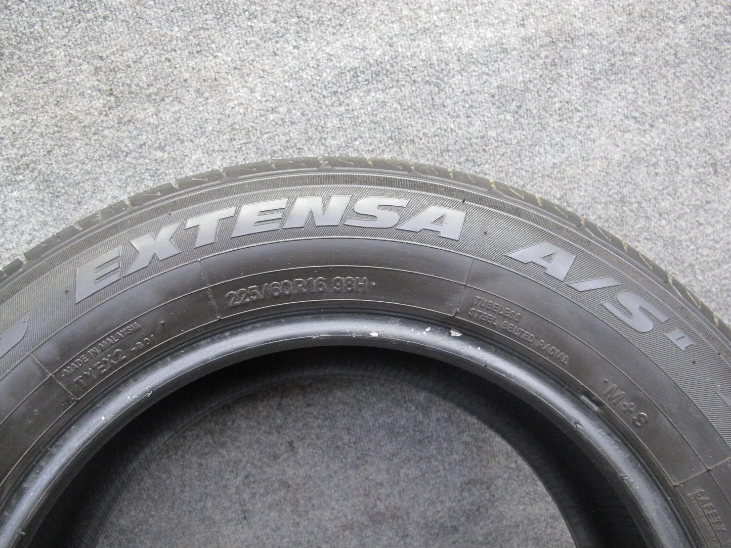 Set of 2 Toyo Extensa A/S II Tire 225/60 R16 98H 2323 10/32 Tread