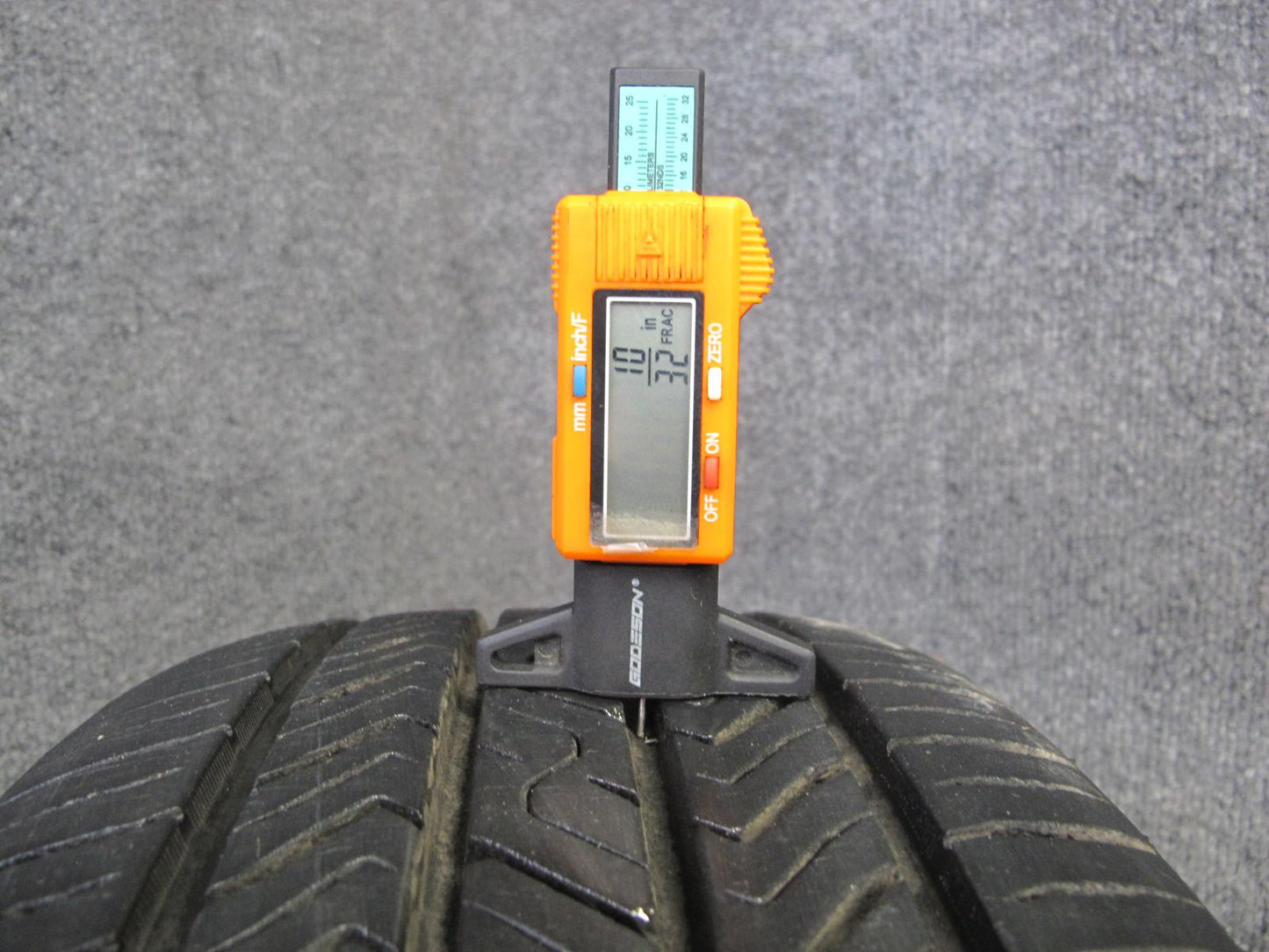 Set of 2 Toyo Extensa A/S II Tire 225/60 R16 98H 2323 10/32 Tread