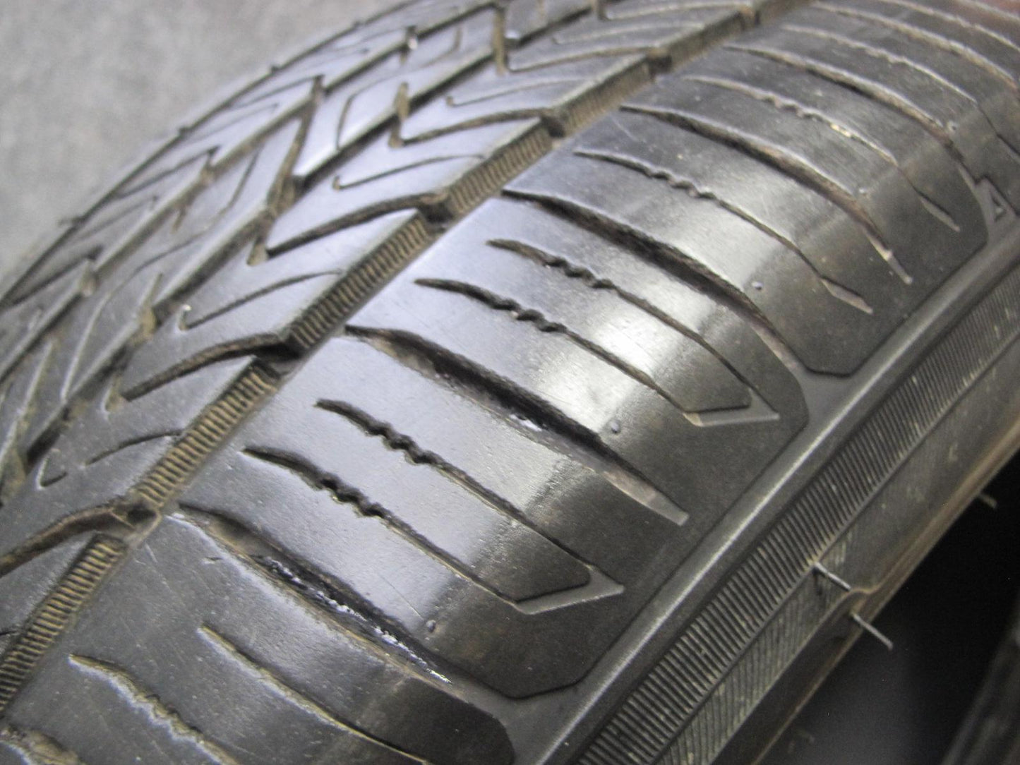 Set of 2 Toyo Extensa A/S II Tire 225/60 R16 98H 2323 10/32 Tread