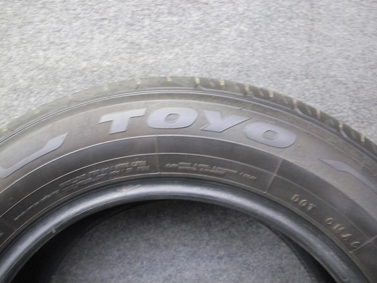 Set of 2 Toyo Extensa A/S II Tire 225/60 R16 98H 2323 10/32 Tread