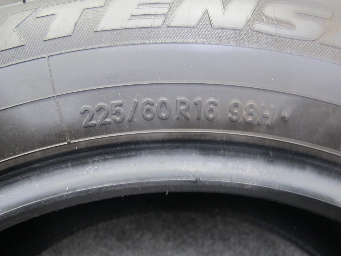 Set of 2 Toyo Extensa A/S II Tire 225/60 R16 98H 2323 10/32 Tread